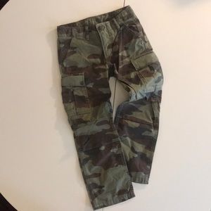 Boys gap camouflage pants. NWOT